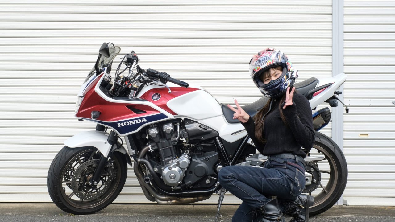 【初心者がバイクブーツを選ぶ3つの基準】足首保護が命！ のアイキャッチ画像